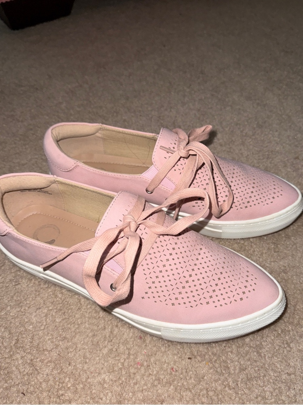 Women's Pink Perforated Lace-Up Casual Sneakers